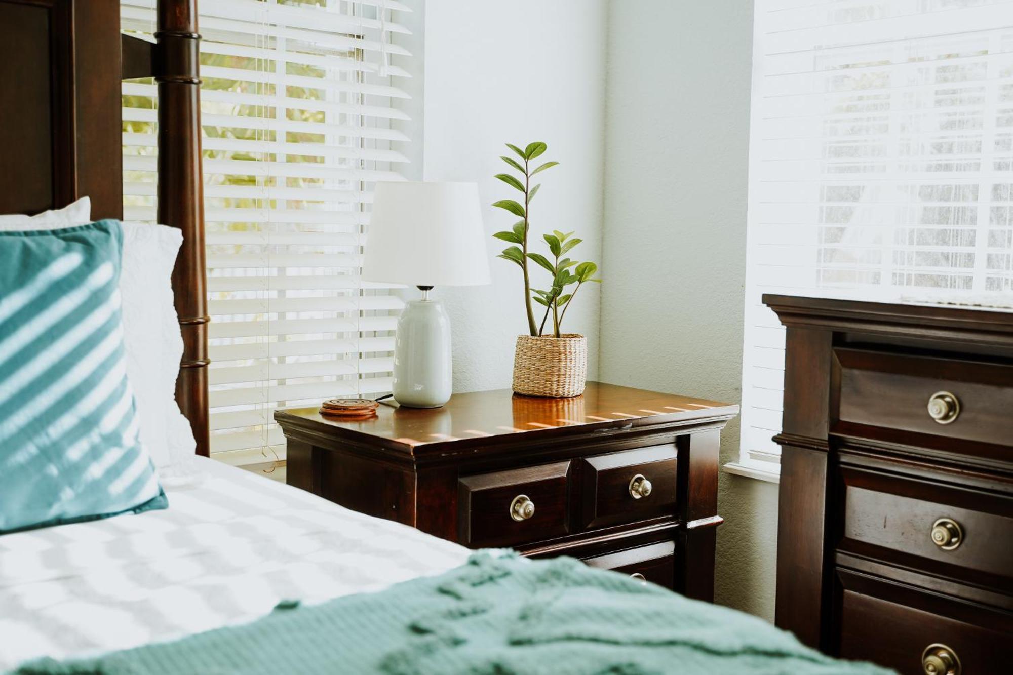 Shangri-La Boutique Bed & Breakfast West Bay Buitenkant foto