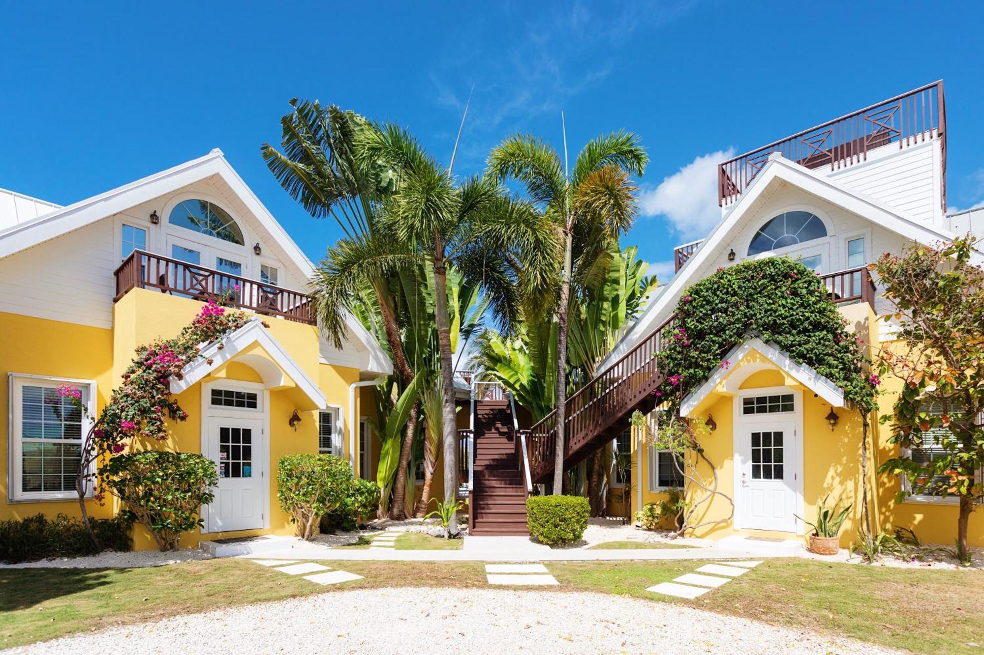 Shangri-La Boutique Bed & Breakfast West Bay Buitenkant foto