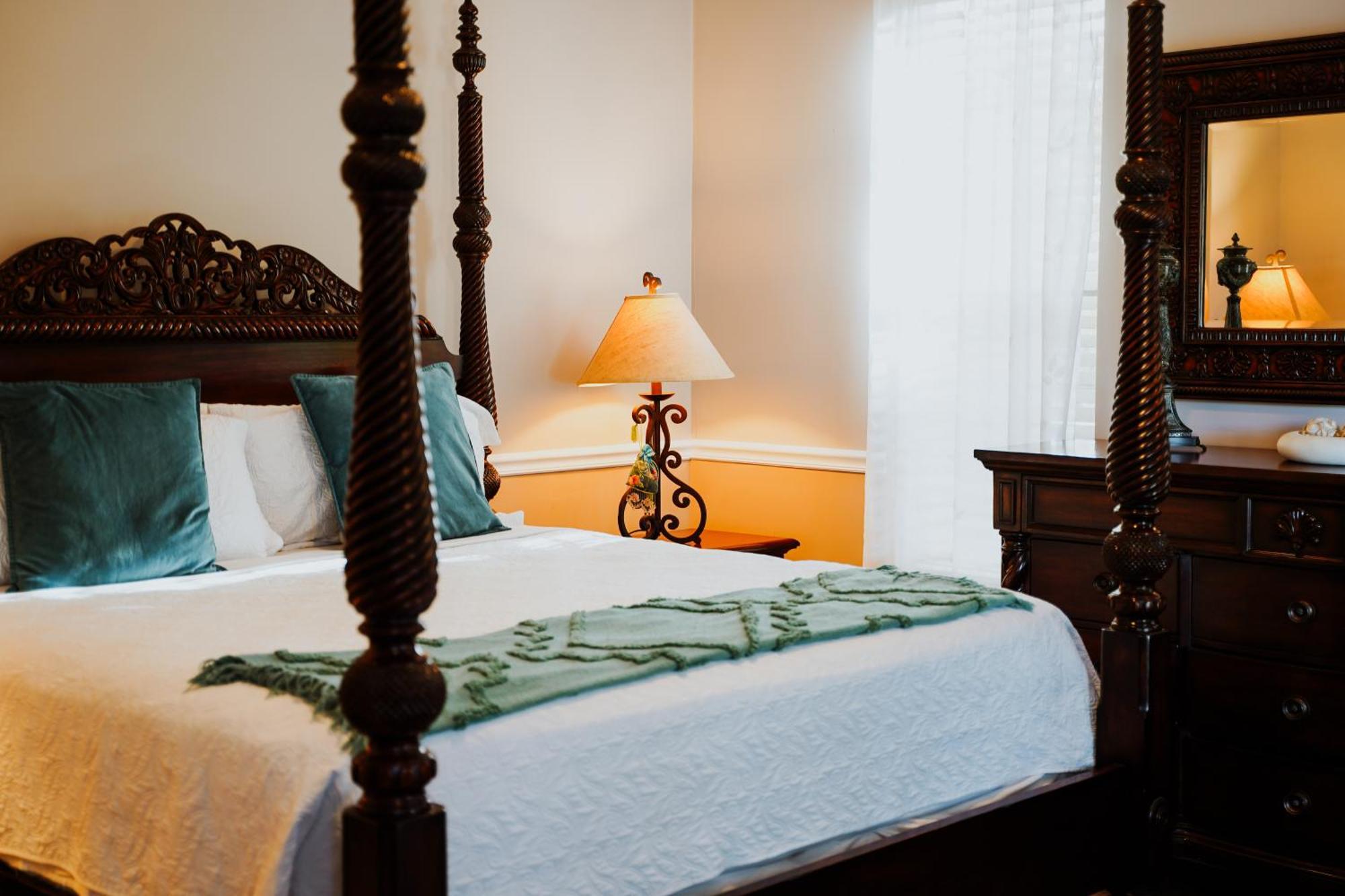 Shangri-La Boutique Bed & Breakfast West Bay Buitenkant foto