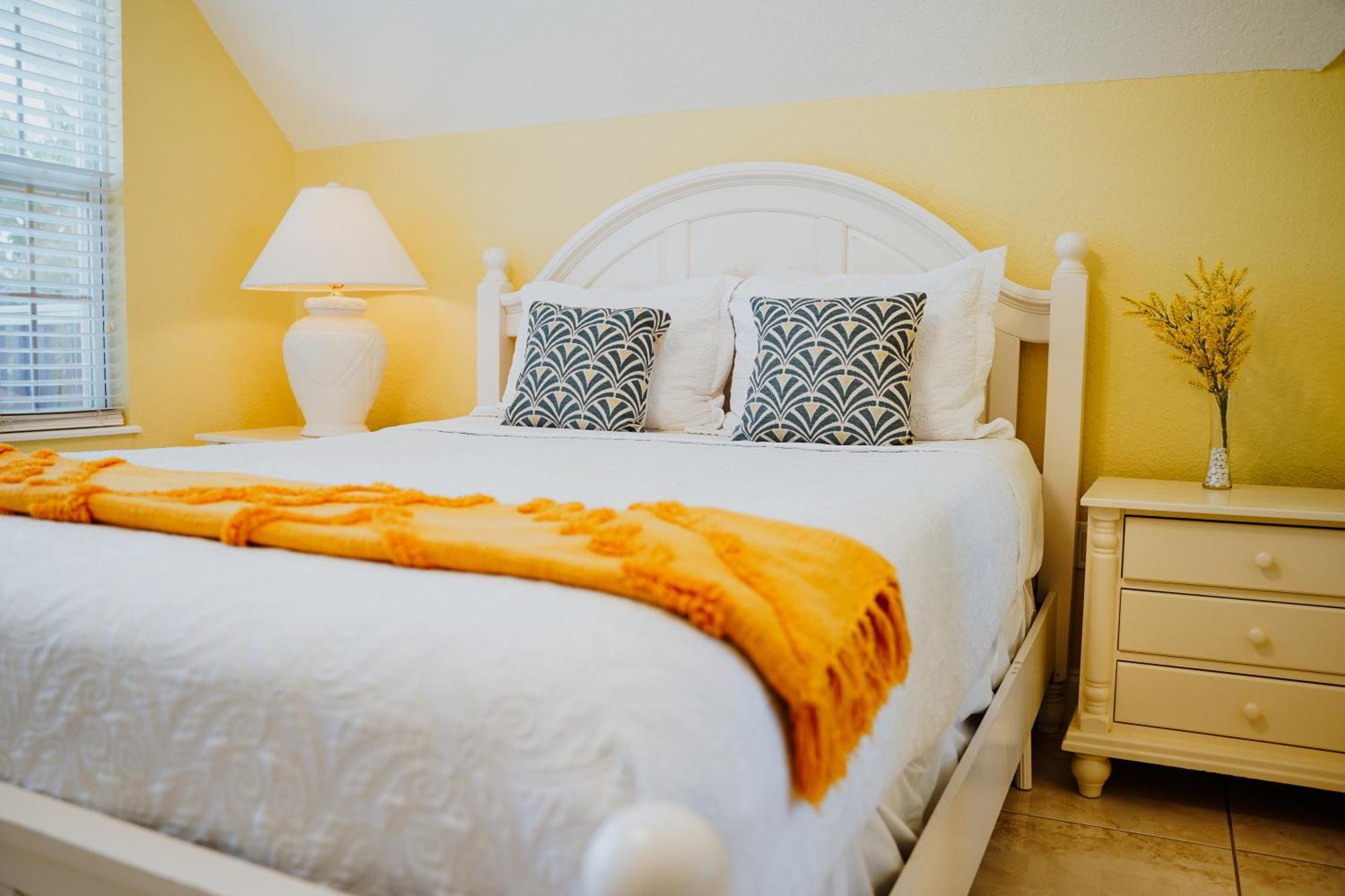 Shangri-La Boutique Bed & Breakfast West Bay Buitenkant foto